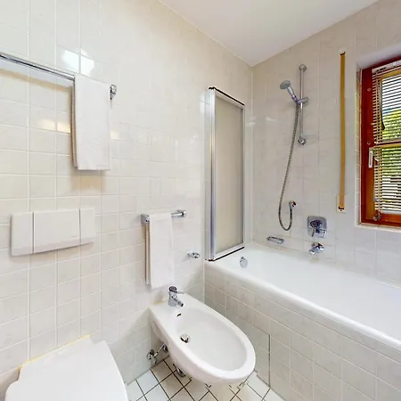 Jenny Garmisch-Partenkirchen